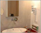 Hotels Ragusa, Bathroom